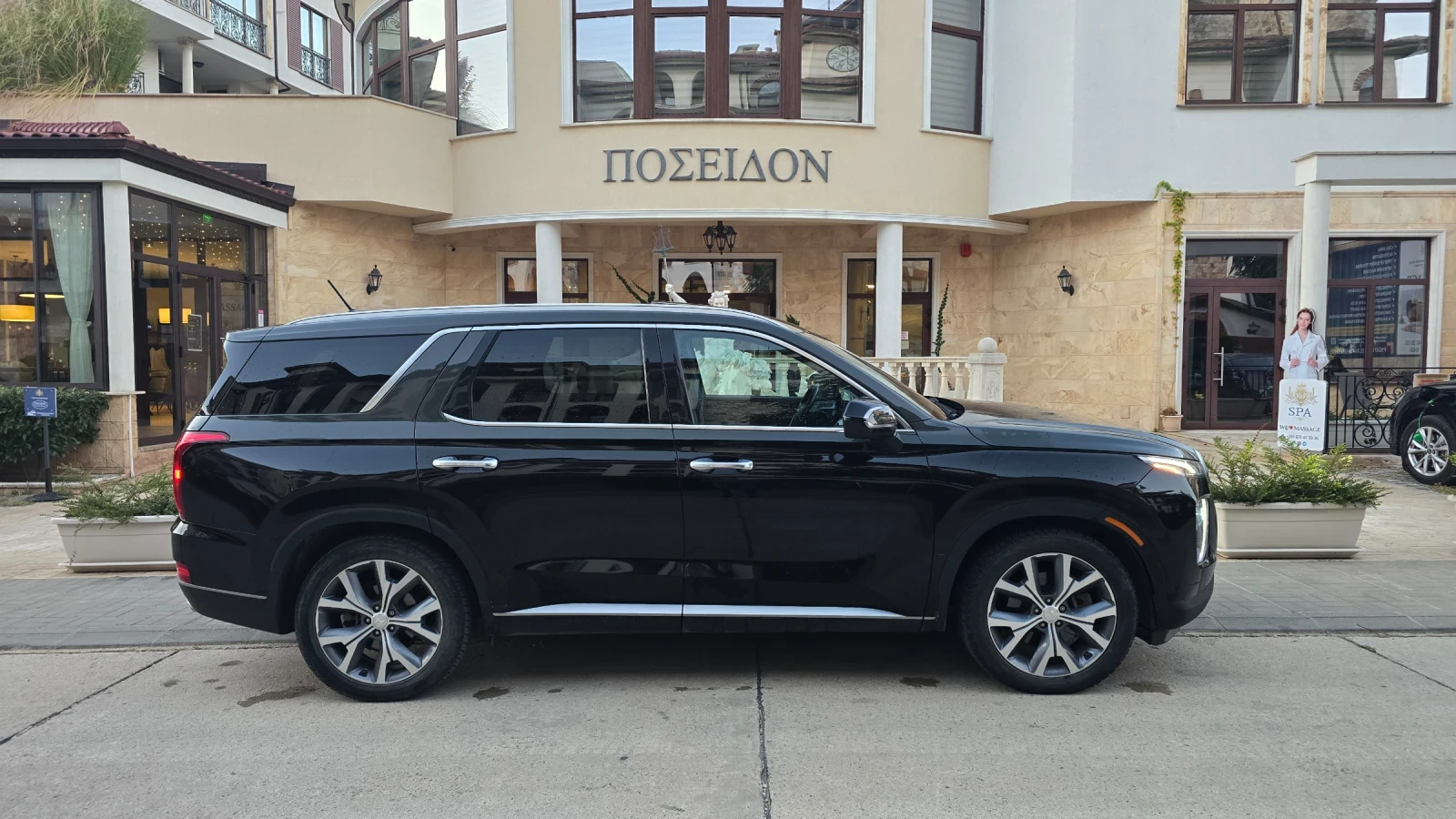 Hyundai Palisade 3.8 бензин, AWD, снимка 3 - Автомобили и джипове - 56298566