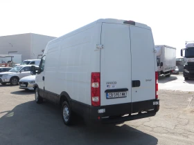 Iveco Daily 35S13-12 КУБ. М. ОБЕМ НА ТОВАРНОТО ПОМЕЩЕНИЕ, снимка 3