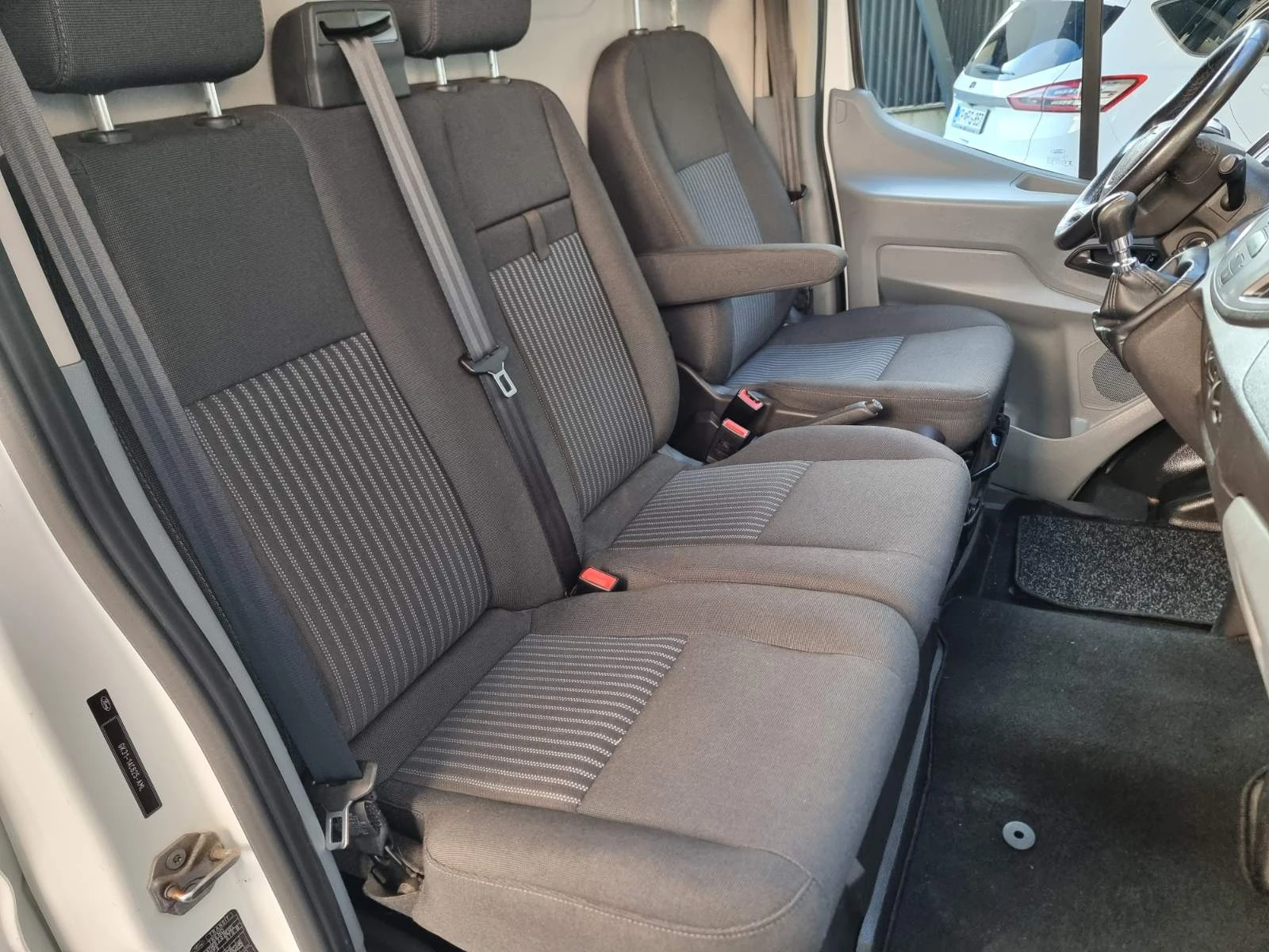 Ford Transit 2.0 TDCI   6 | Mobile.bg   12