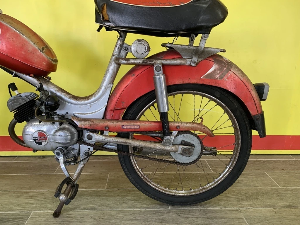 Motoretta D1 Pesaro 50 cc (1971) | Mobile.bg   12