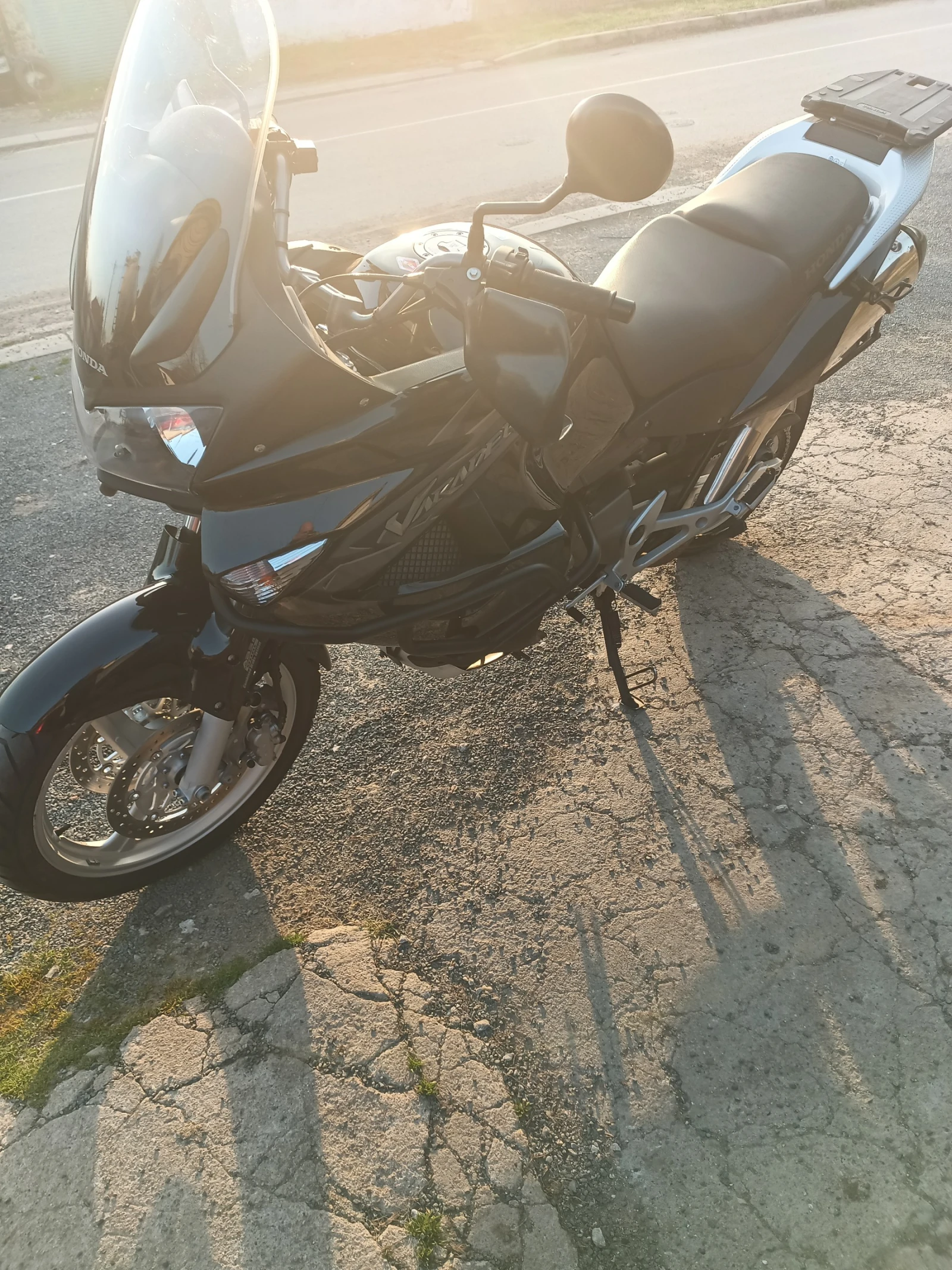 Honda Varadero, снимка 4 - Мотоциклети и мототехника - 55501771