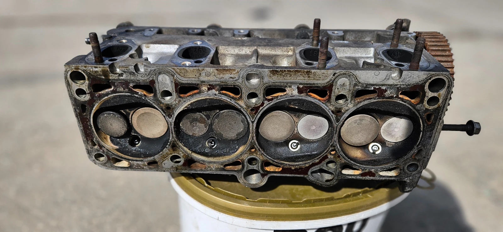 Оборудвана глава за кади на метан 2000 кубика 109 коня 2008 година, снимка 5 - Части - 53983004