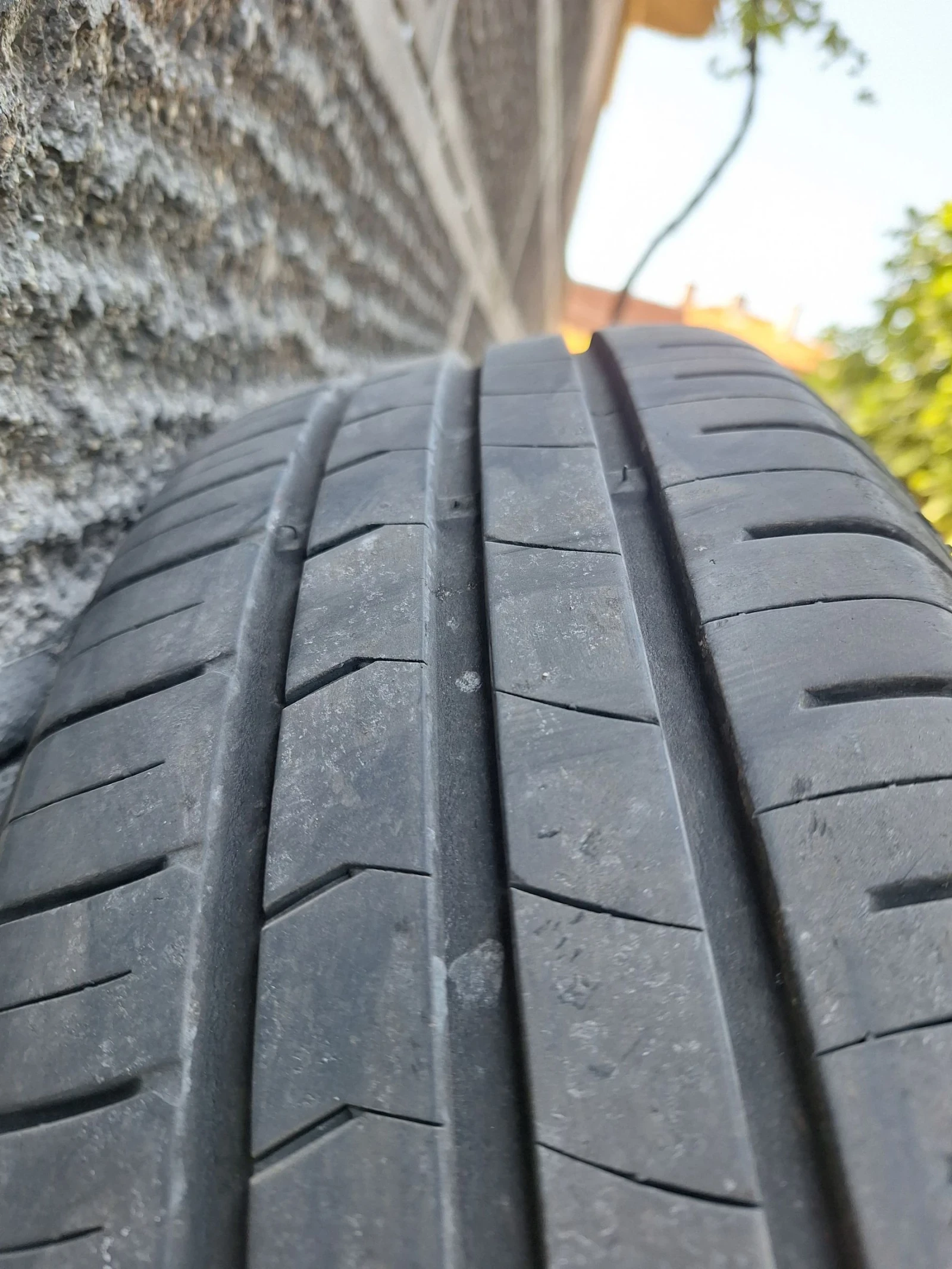 Гуми Летни 195/65R15, снимка 5 - Гуми и джанти - 55241126