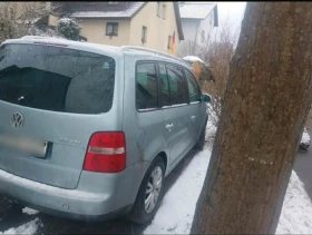VW Touran 2.0TDI Avtomat - 1500 € / 2933.74 лв. - 69370435 3