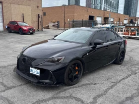 ������ Lexus IS 300