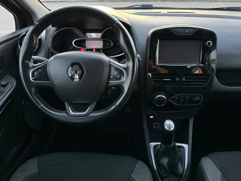Renault Clio 1.5 diesel, снимка 12 - Автомобили и джипове - 44534540