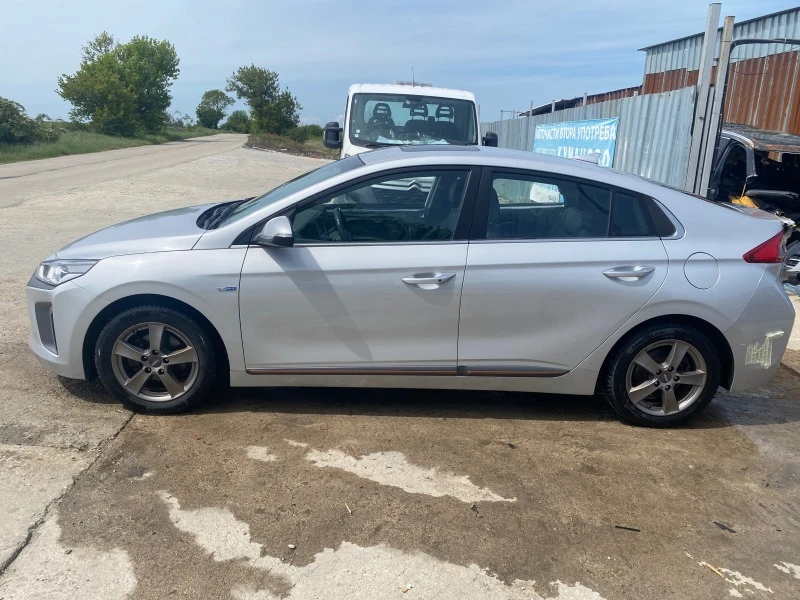 Hyundai Ioniq, снимка 4 - Автомобили и джипове - 45903893