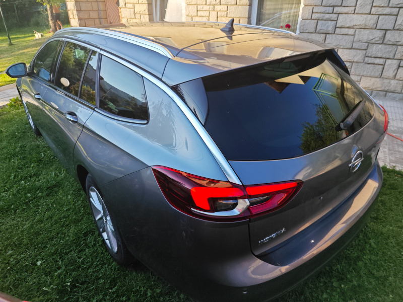 Opel Insignia Дизел 136к.с Автоматик 2018г Euro 6C, снимка 2 - Автомобили и джипове - 46407411