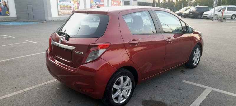 Toyota Yaris 1.33 VVTI Luna, снимка 3 - Автомобили и джипове - 46662046