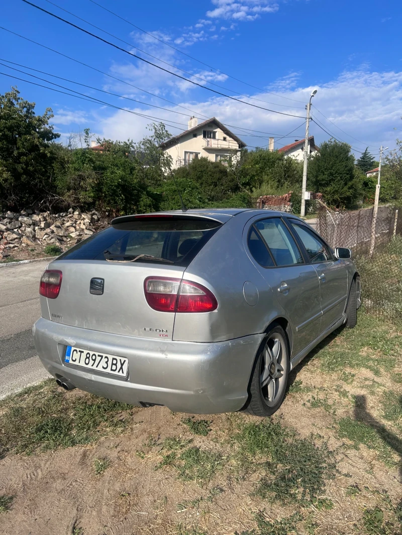 Seat Leon, снимка 5 - Автомобили и джипове - 46927052