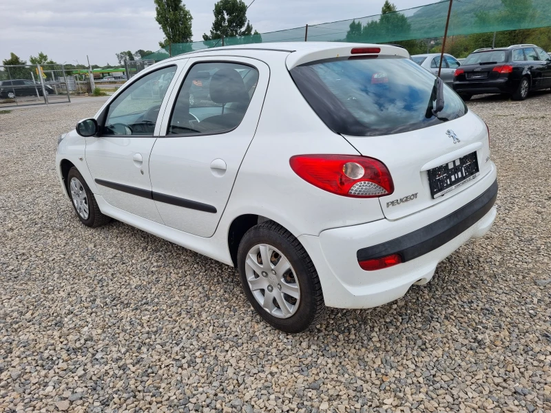 Peugeot 206 1.4BENZIN-75PS, снимка 7 - Автомобили и джипове - 47136807