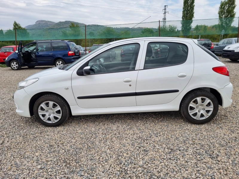 Peugeot 206 1.4BENZIN-75PS, снимка 8 - Автомобили и джипове - 47136807