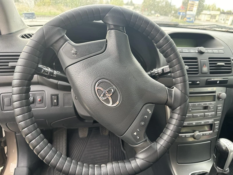 Toyota Avensis 2.0 D, снимка 5 - Автомобили и джипове - 49060547