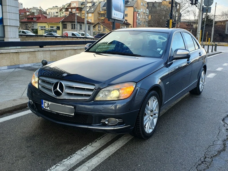 Mercedes-Benz C 200 Avantgarde, Подгрев, Голяма навигация, снимка 3 - Автомобили и джипове - 48375493