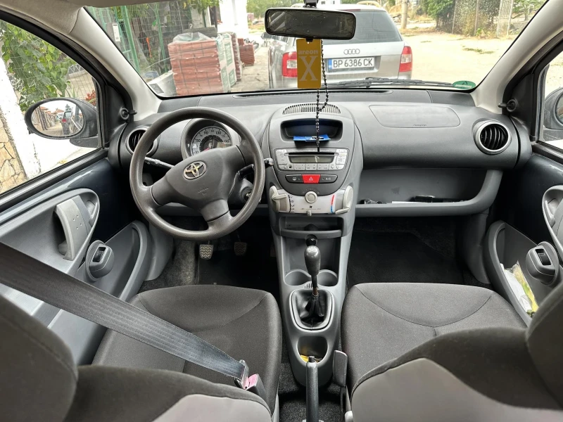 Toyota Aygo, снимка 7 - Автомобили и джипове - 48693000