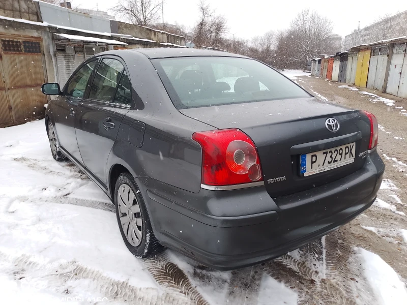 Toyota Avensis 2.2D-4D 150k.c, снимка 13 - Автомобили и джипове - 49564365