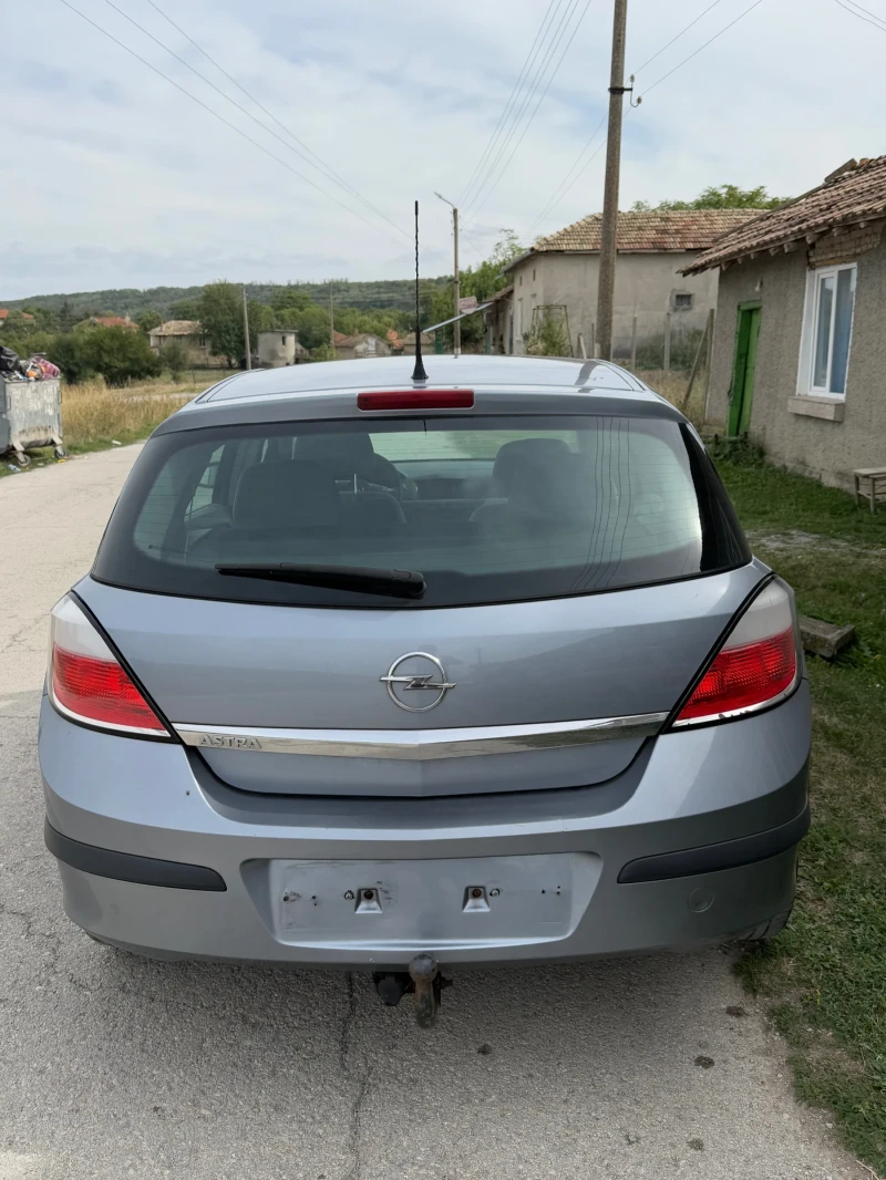 Opel Astra 1.4i, снимка 6 - Автомобили и джипове - 52017039
