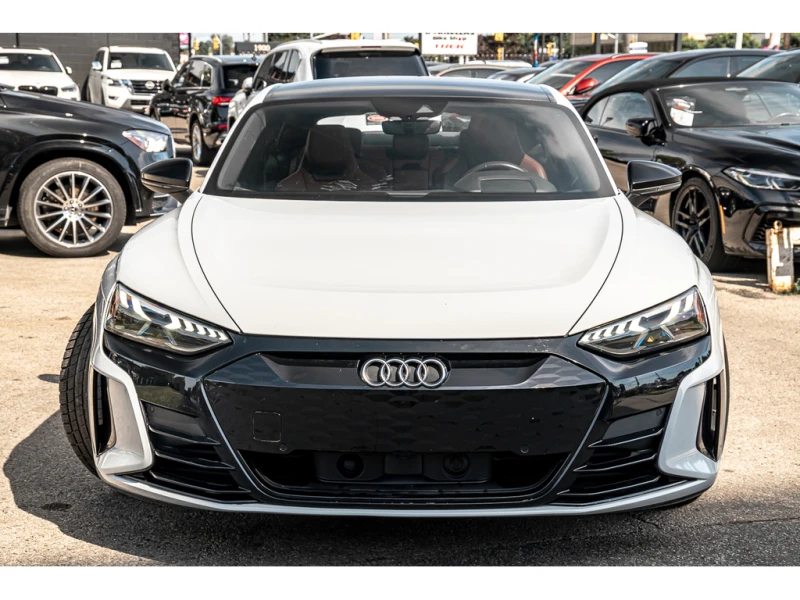 Audi E-Tron GT * Premium Plus * Quattro * Matrix * Head-Up, снимка 2 - Автомобили и джипове - 52936242