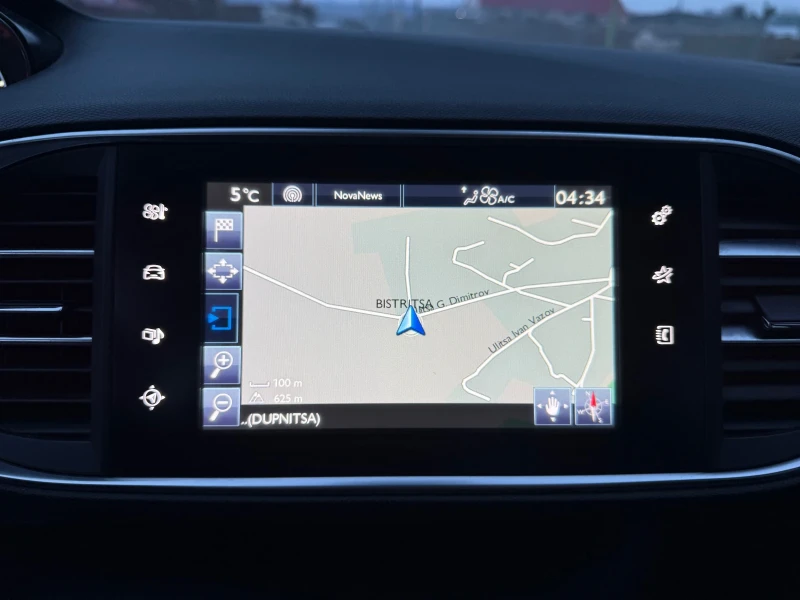 Peugeot 308 1.6 HDI 120кс FULL LED , снимка 12 - Автомобили и джипове - 52595248