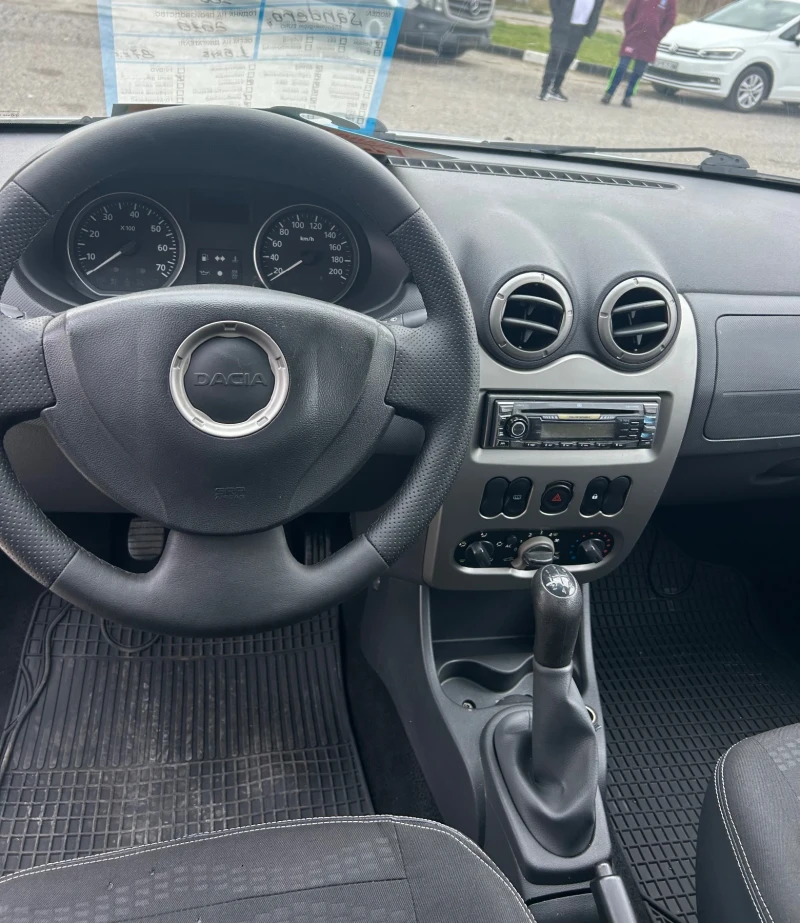 Dacia Sandero 1.6i STEPWAY Стария мотор Топ, снимка 11 - Автомобили и джипове - 52868115