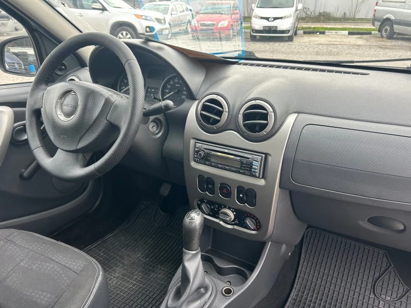 Dacia Sandero 1.6i STEPWAY Стария мотор Топ, снимка 12 - Автомобили и джипове - 52868115