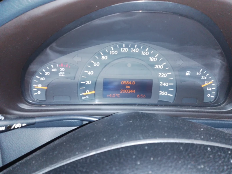 Mercedes-Benz C 220 2.2 CDI , снимка 7 - Автомобили и джипове - 53094624