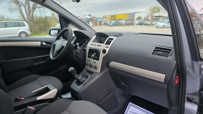 Opel Zafira KATO НОВА 2.2I/150HP/7M, снимка 12 - Автомобили и джипове - 53599253