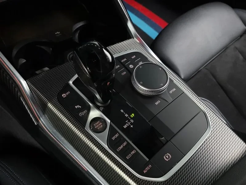 BMW 320 I M Sports, снимка 9 - Автомобили и джипове - 55938231