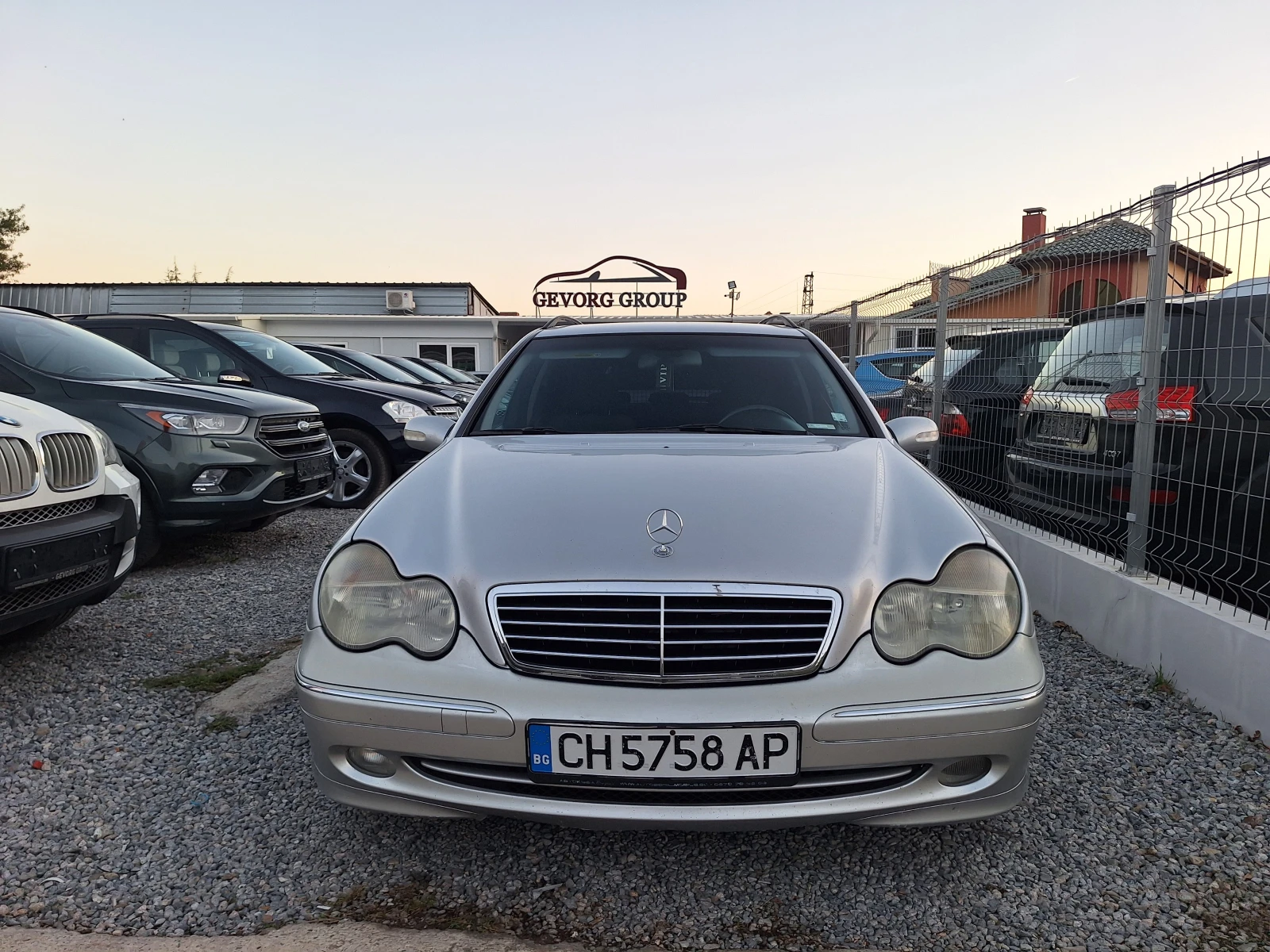 Mercedes-Benz C 200 2.0 GPL НАПЪЛНО ОБСЛУЖЕН  - изображение 2