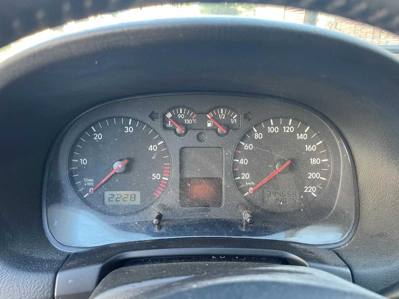 VW Golf 1, 9TDI, 90ks, klimatronik - изображение 9