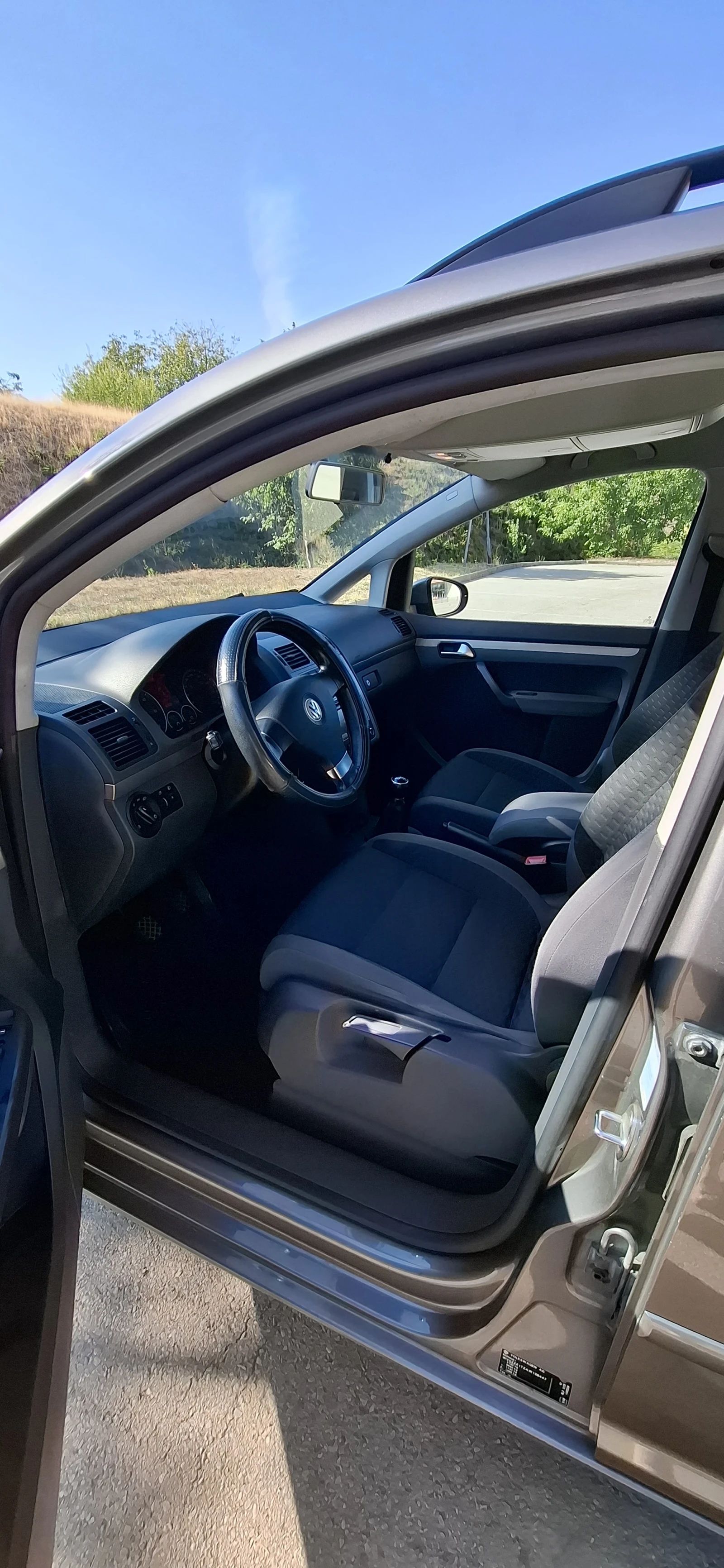 VW Touran  - изображение 8
