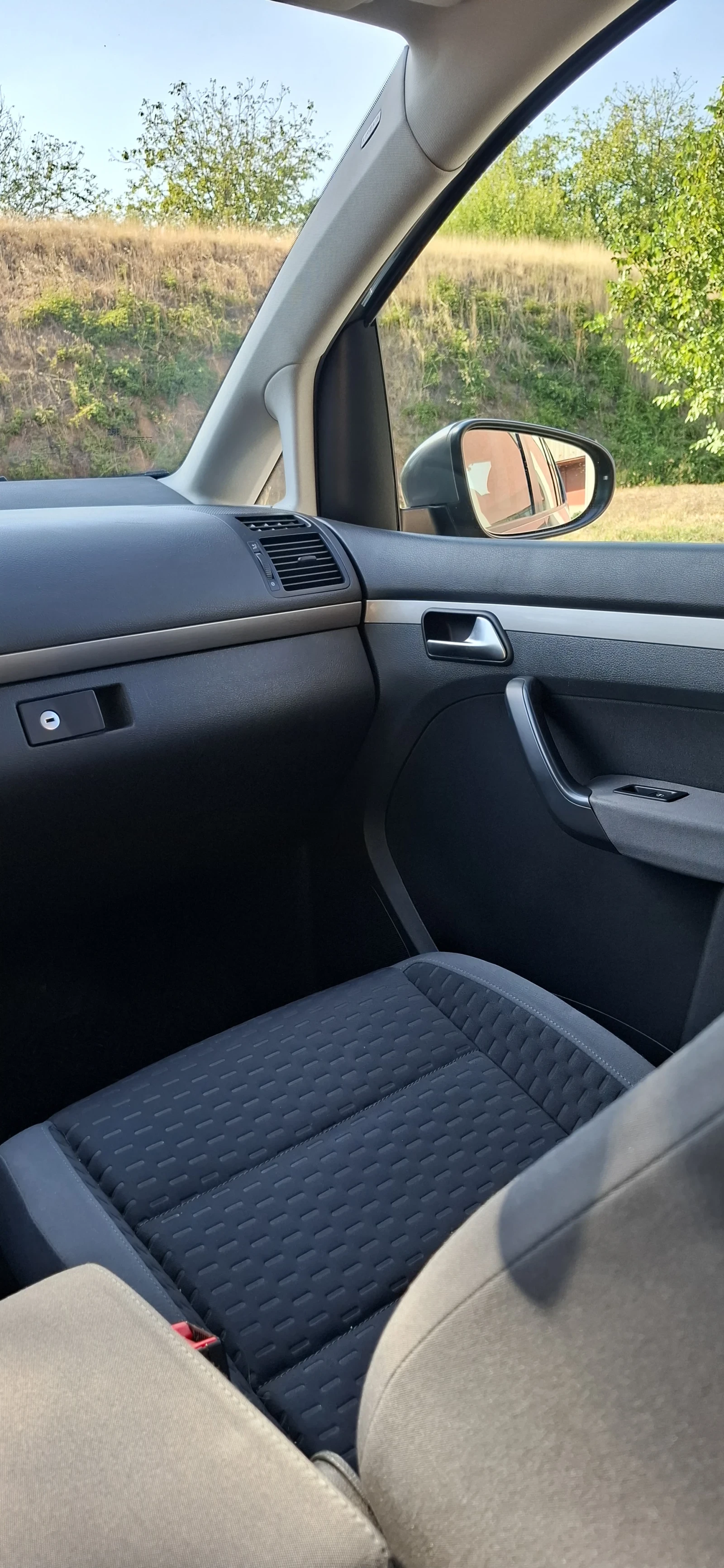 VW Touran  - изображение 5