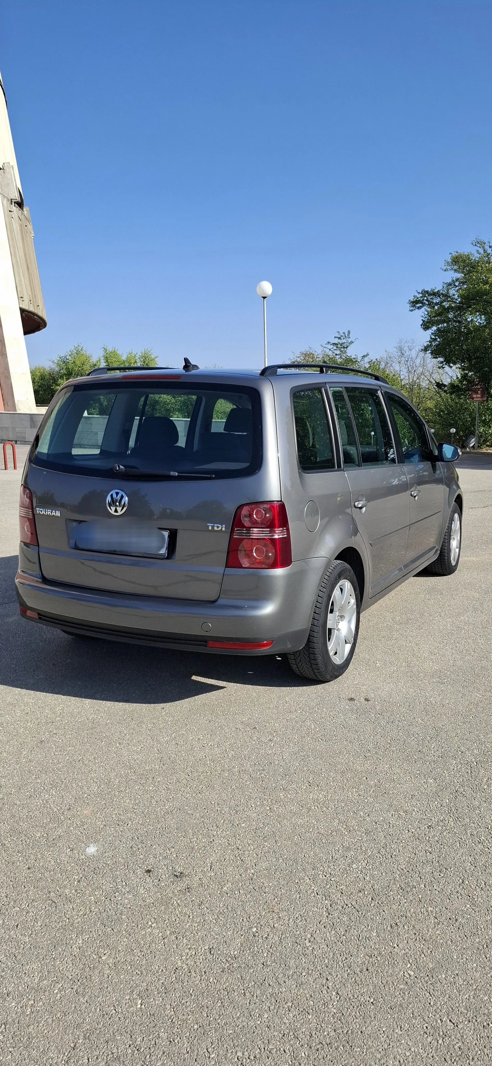 VW Touran  - изображение 3
