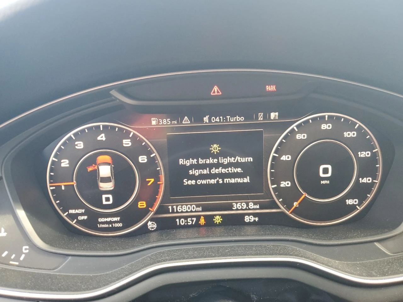 Audi A4 2.0 TFSI Quattro / Premium Plus / AUTO / КОЖА / - изображение 9