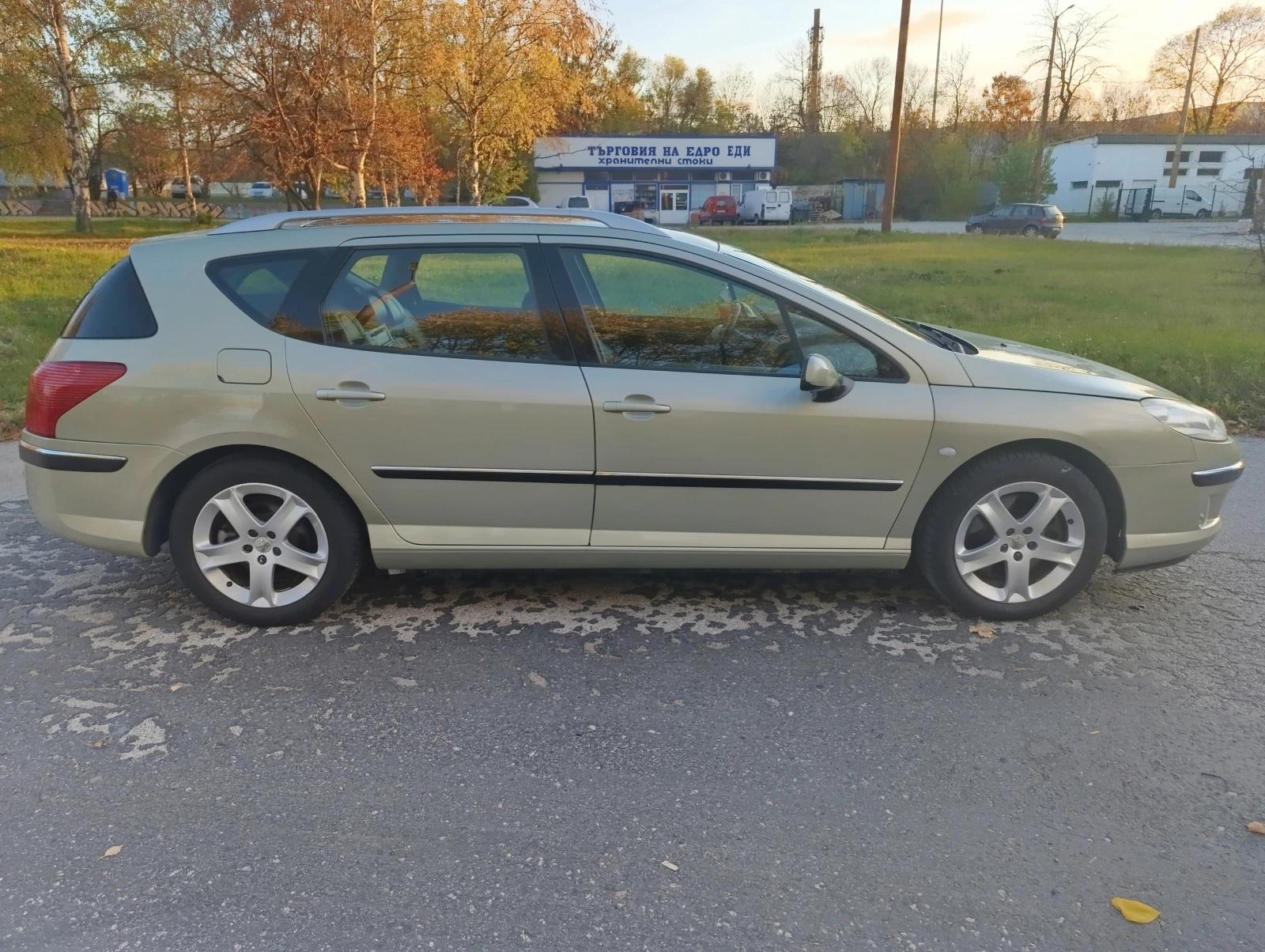 Peugeot 407 2.2 - изображение 4