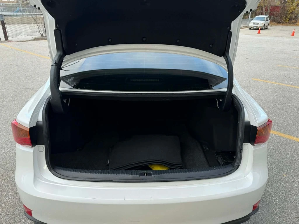 Lexus IS 300 2017 4dr Sdn AWD* CARFAX * ��� ������������ ������ | Mobile.bg � ����������� 17