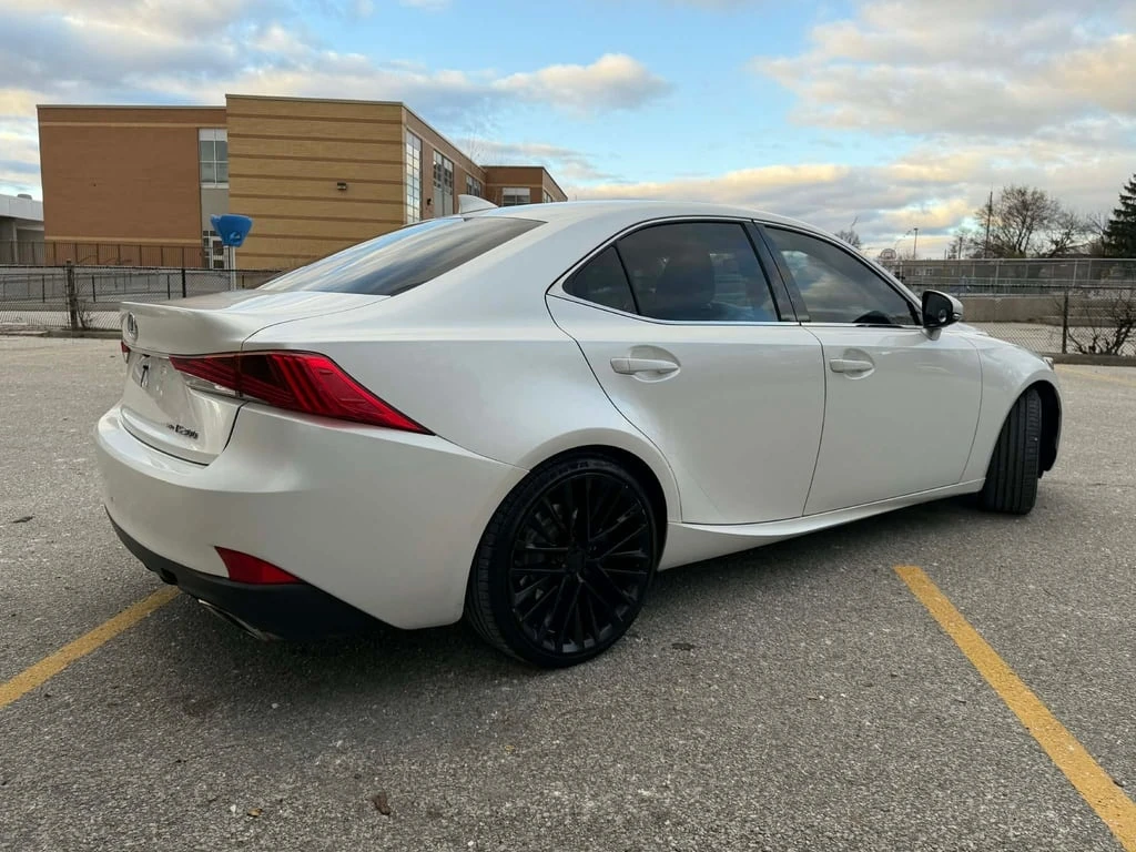 Lexus IS 300 2017 4dr Sdn AWD* CARFAX * ��� ������������ ������ | Mobile.bg � ����������� 6