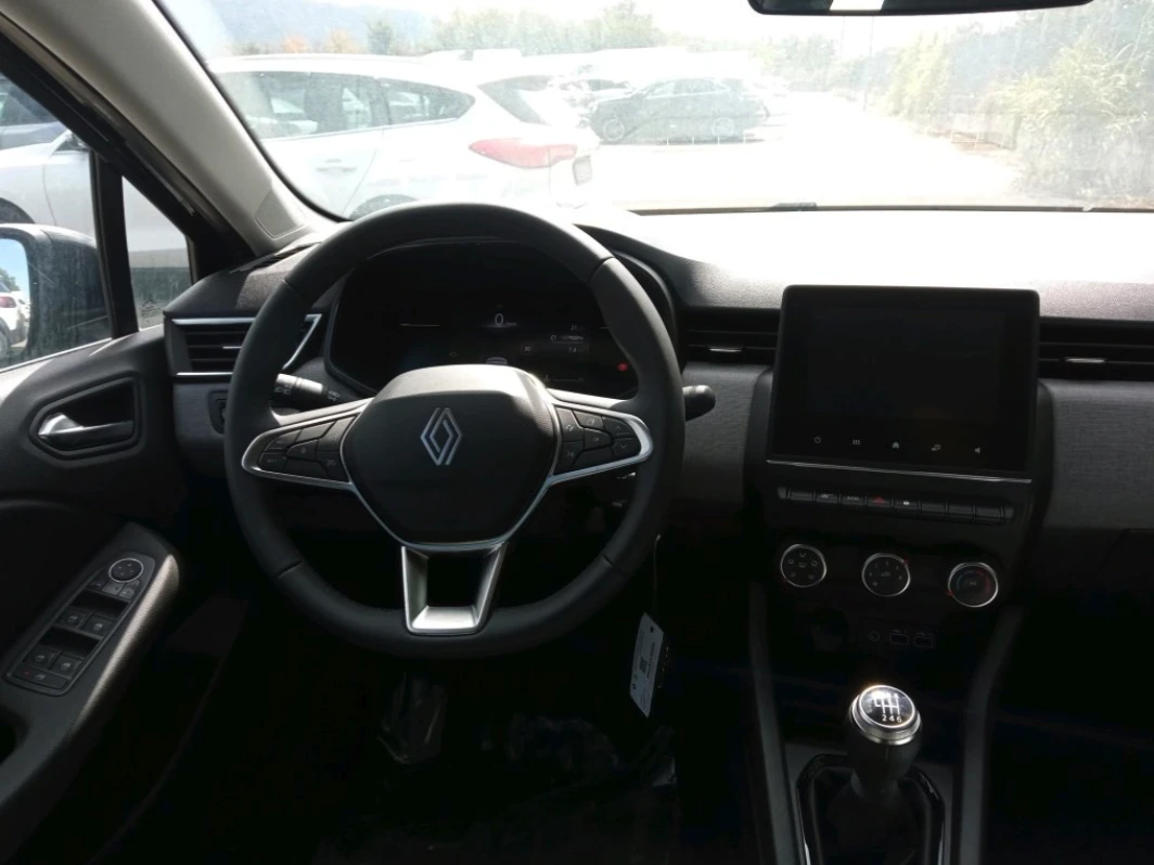 Renault Clio 1.5 DCI Evolution, снимка 7 - Автомобили и джипове - 53890041
