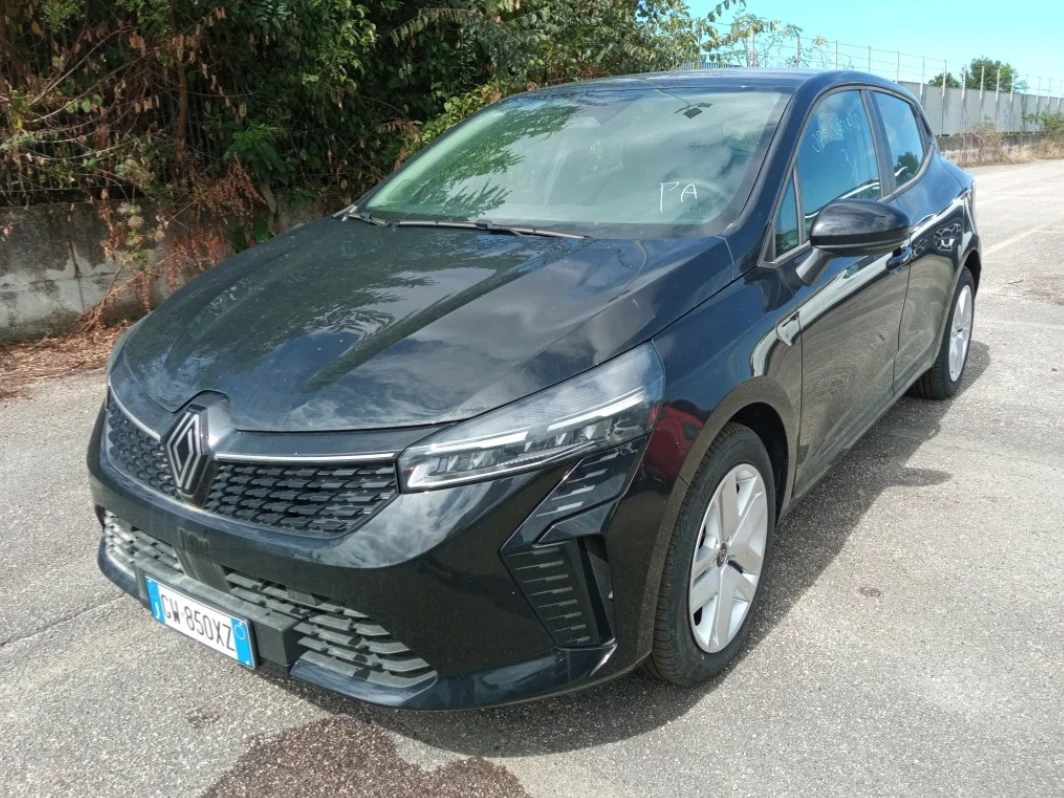 Renault Clio 1.5 DCI Evolution, снимка 2 - Автомобили и джипове - 53890041