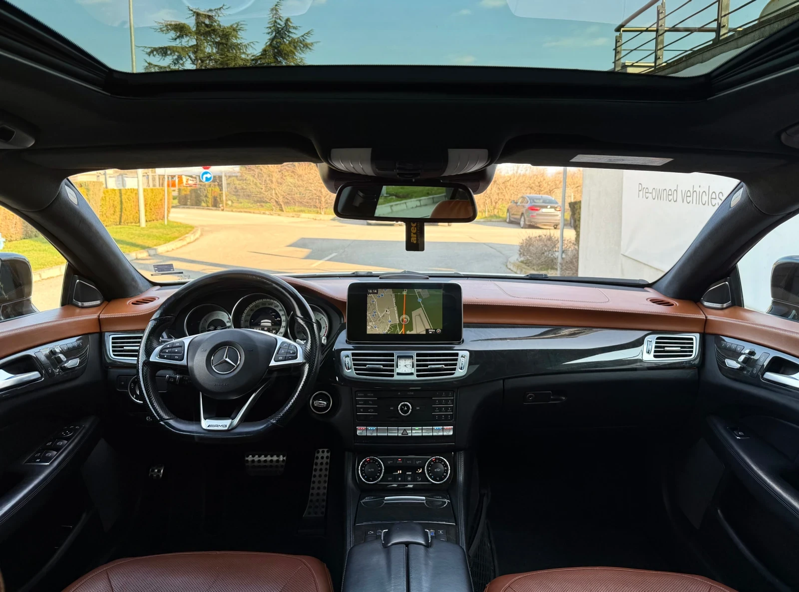 Mercedes-Benz CLS 350 CDI AMG Масаж Обдухване Distronic Алкантара 9G, снимка 7 - Автомобили и джипове - 53983140