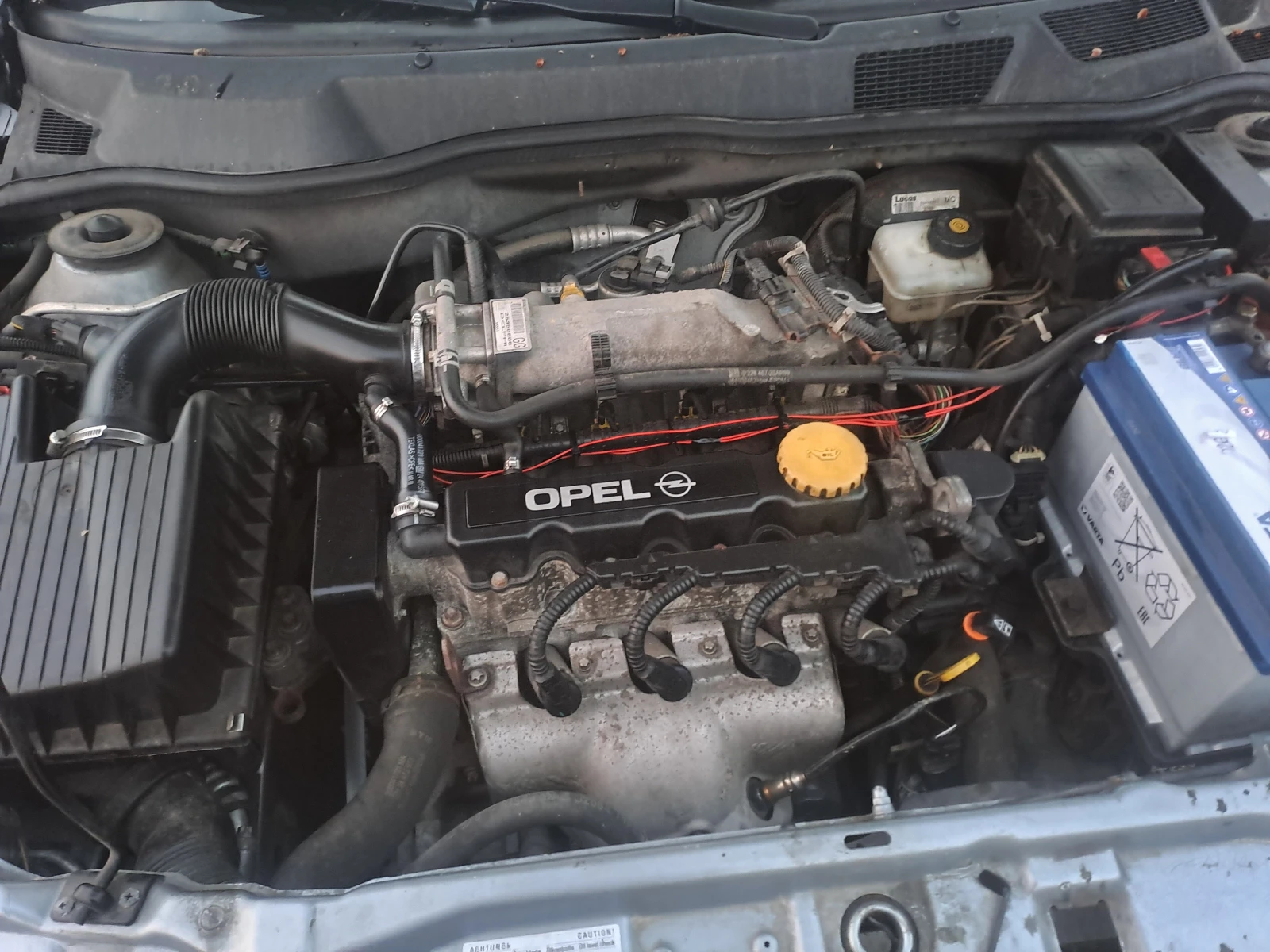 Opel Astra 1.6i....ПЪЛЕН АВТОМАТ , снимка 14 - Автомобили и джипове - 54110559