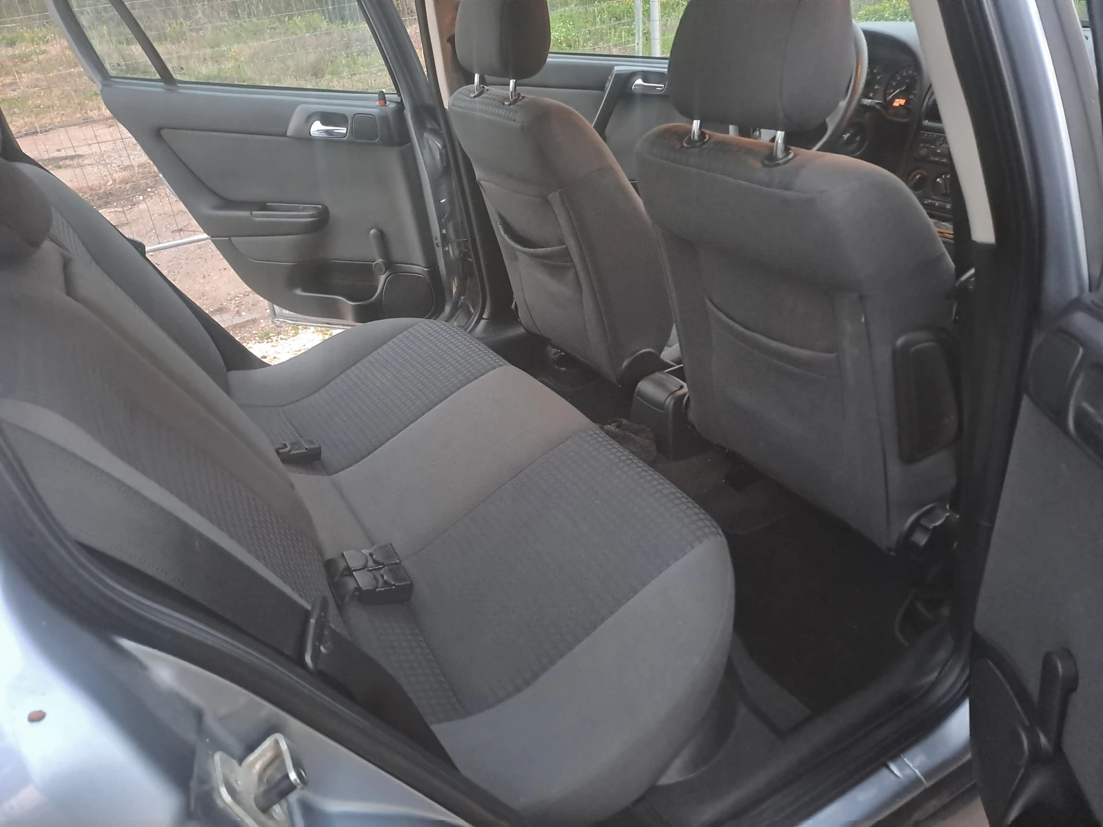 Opel Astra 1.6i....ПЪЛЕН АВТОМАТ , снимка 7 - Автомобили и джипове - 54110559