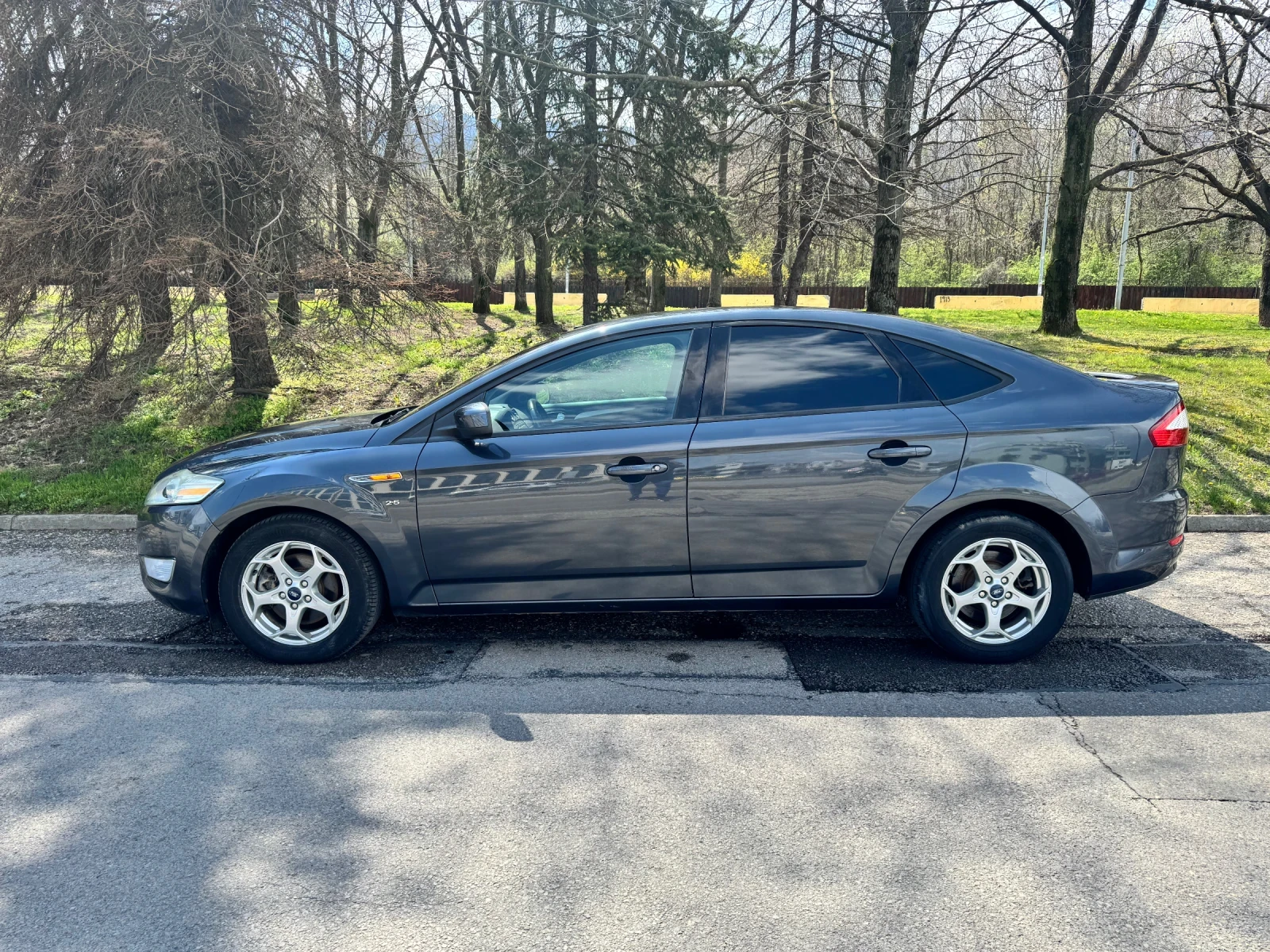 Ford Mondeo 2.5Т!220кс!, снимка 4 - Автомобили и джипове - 54236380