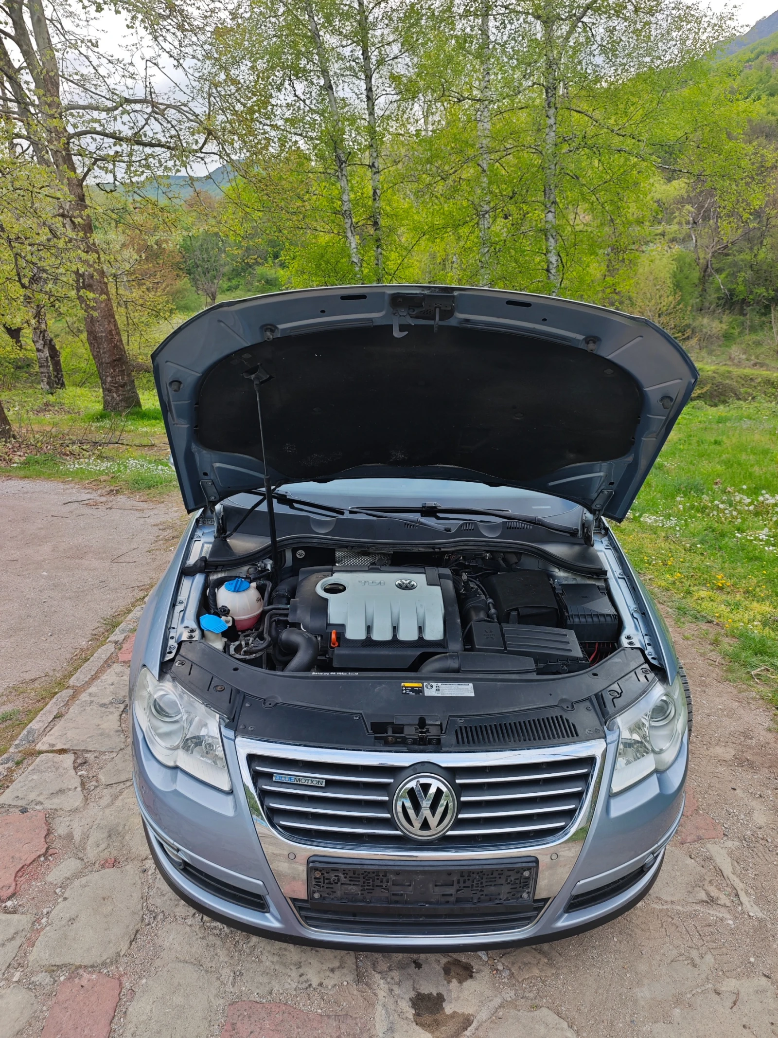 VW Passat 1.9TDI НОВ ВНОС, снимка 11 - Автомобили и джипове - 54366442