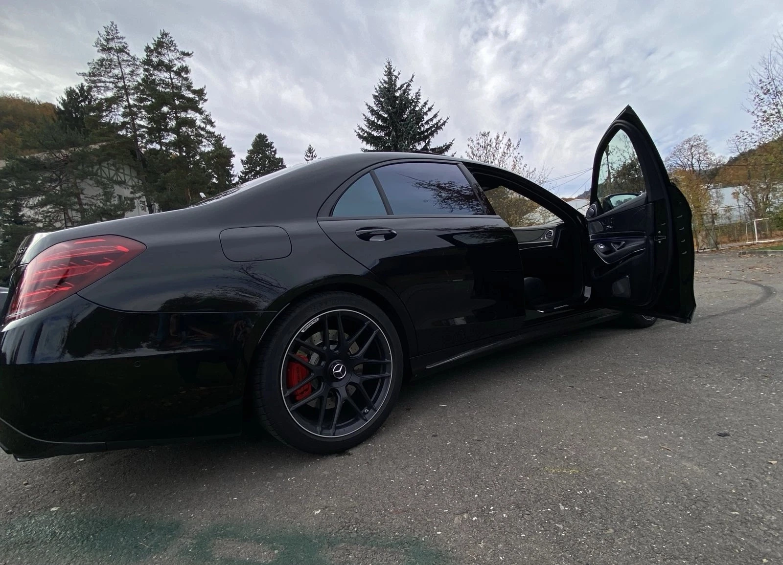Mercedes-Benz S 63 AMG 4Matic AMG-Line, снимка 3 - Автомобили и джипове - 54414047
