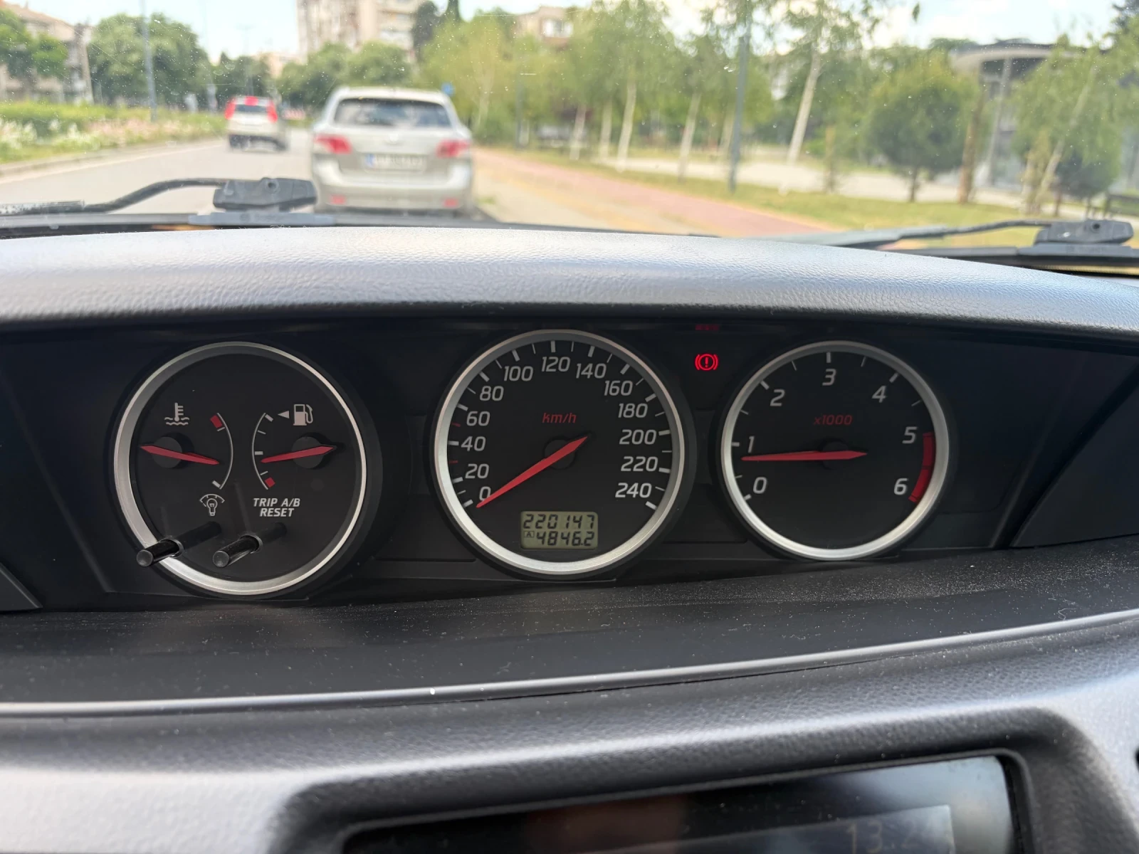 Nissan Primera, снимка 6 - Автомобили и джипове - 54819289