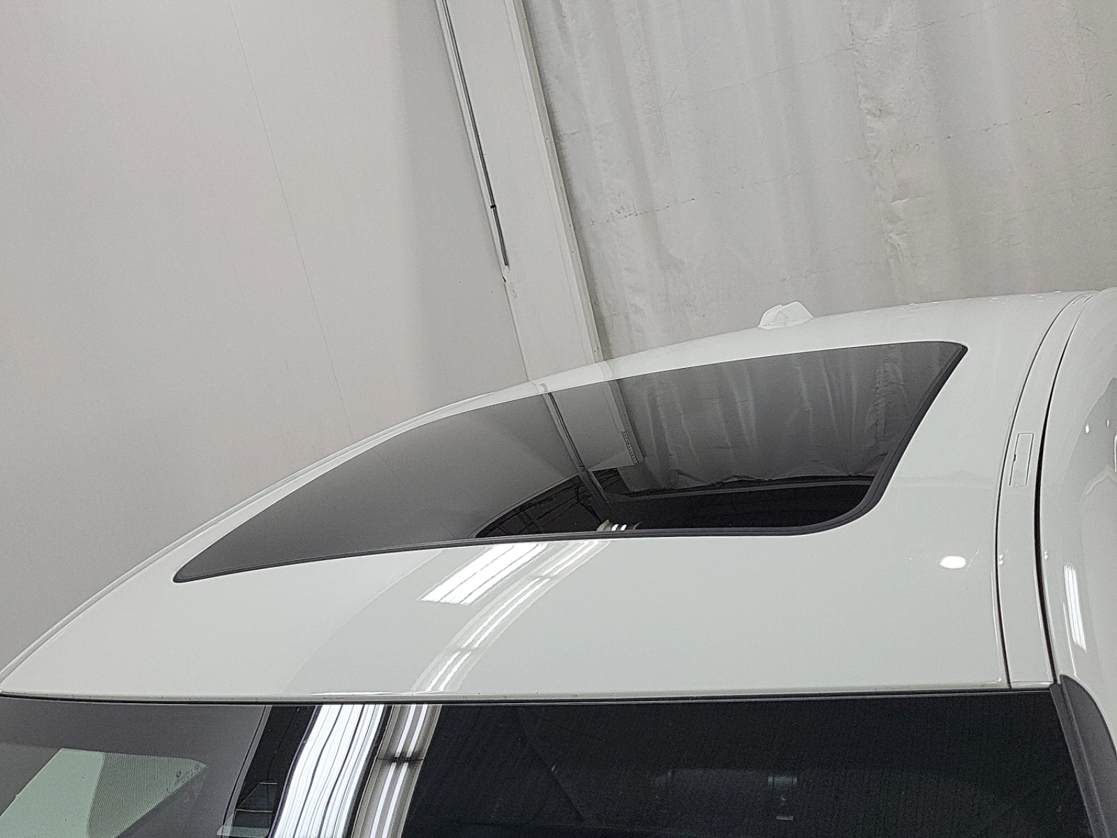 BMW 330 facelift / 330i xDrive / 1 СОБСТВЕНИК / ПЕРФЕКТНА, снимка 7 - Автомобили и джипове - 54912728