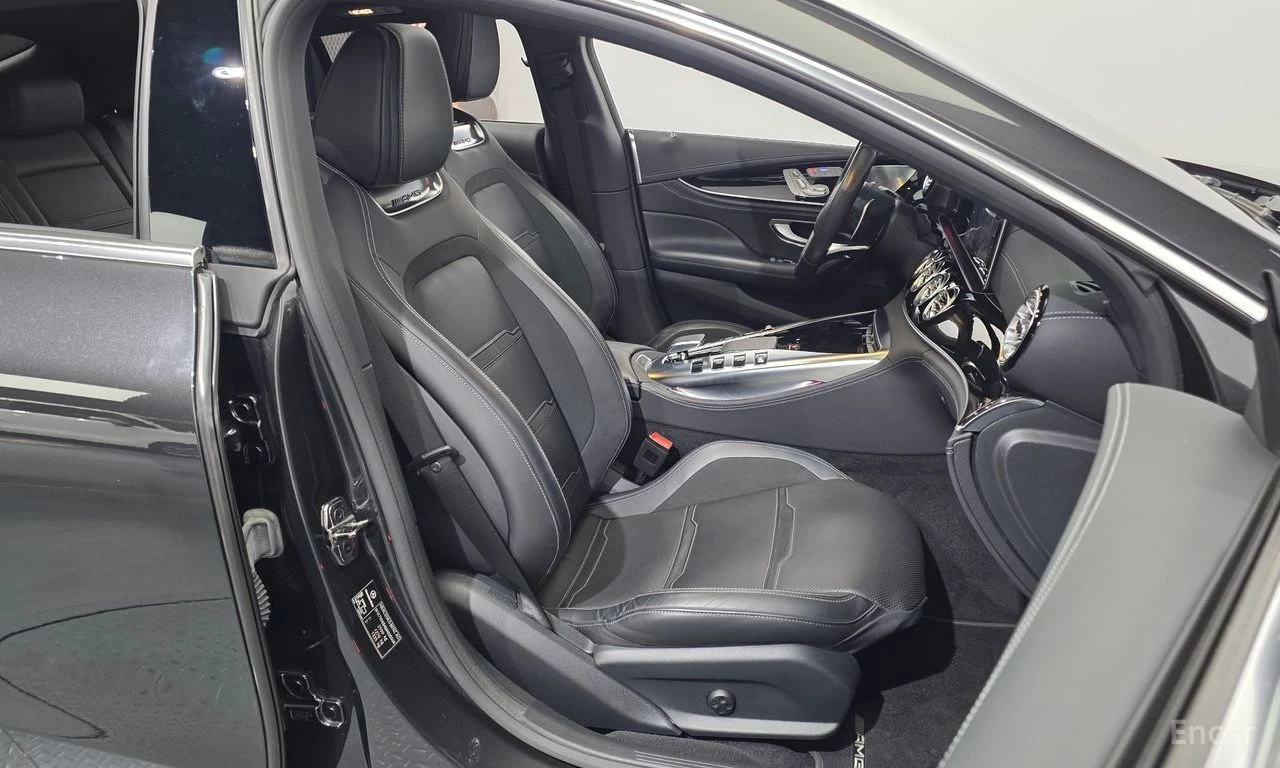 Mercedes-Benz AMG GT 43* 4MATIC+ * BURMESTER* ПОДГРЕВ* ОБДУХВАНЕ* 360КА, снимка 14 - Автомобили и джипове - 54930505
