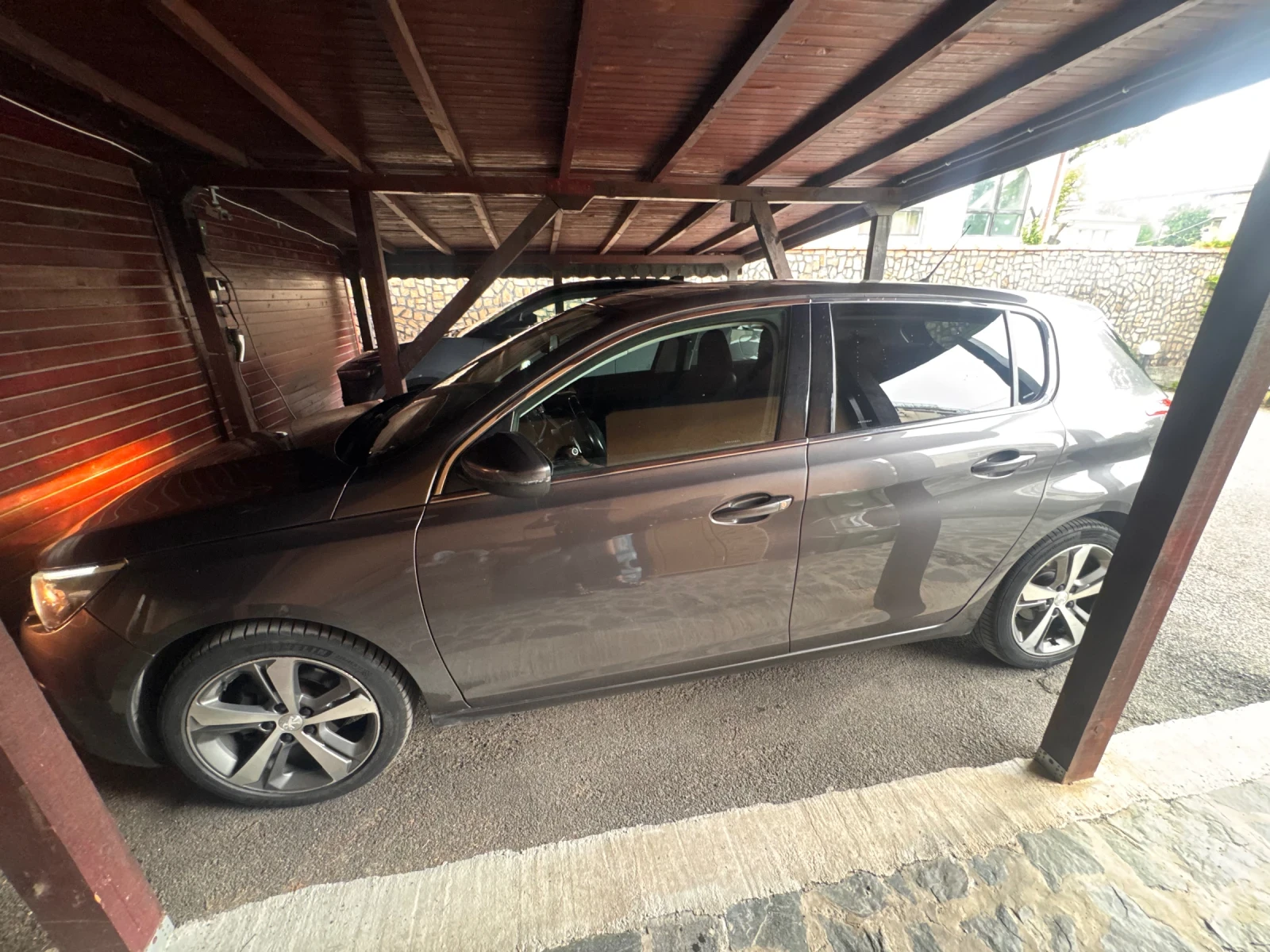 Peugeot 308 2019 бензин/автомат - 8 скорости, снимка 10 - Автомобили и джипове - 55013415