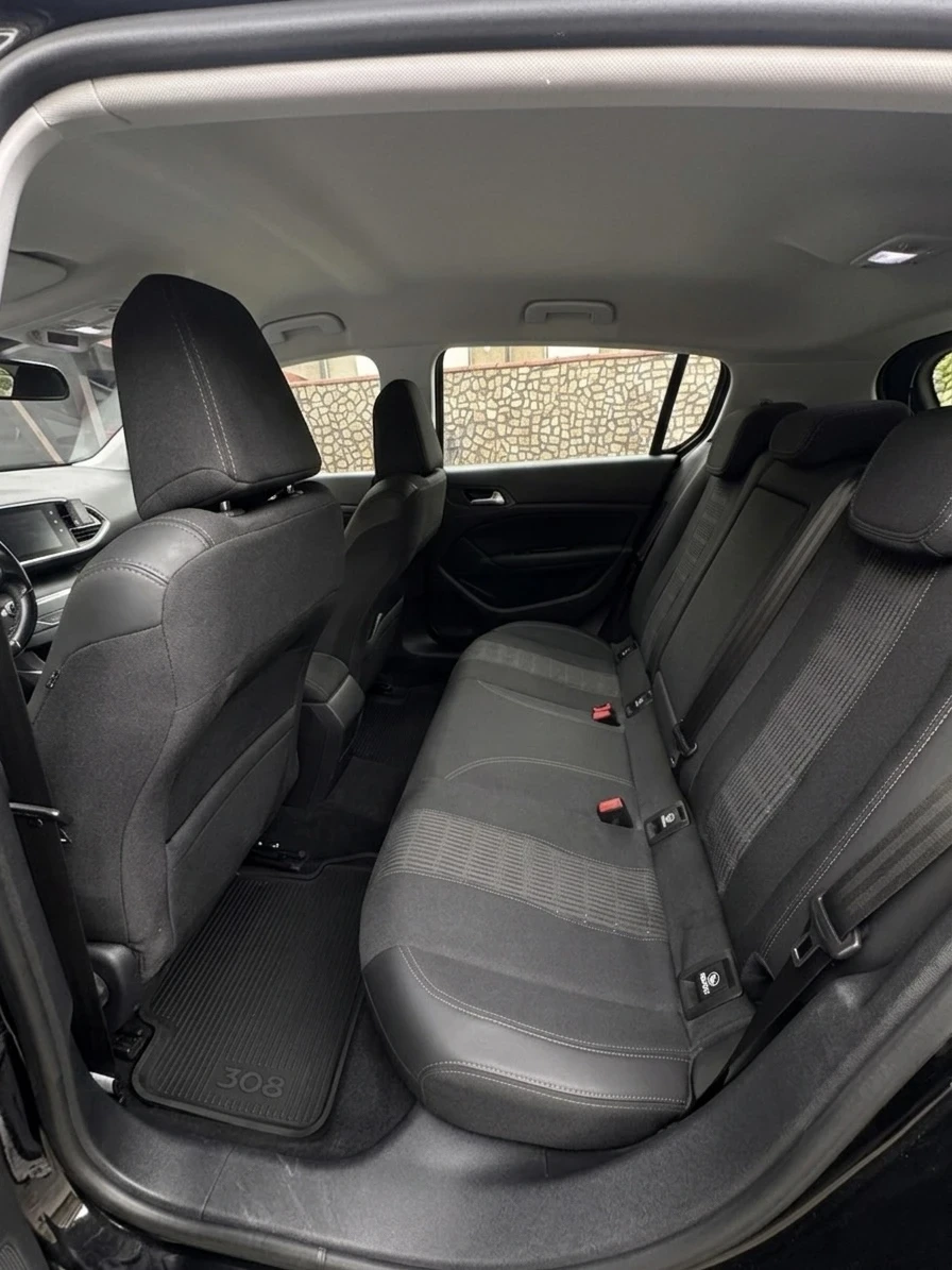 Peugeot 308 2019 бензин/автомат - 8 скорости, снимка 7 - Автомобили и джипове - 55013415